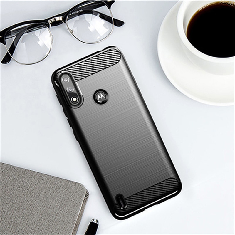 Para motorola moto e7i caso de energia de borracha silicone fibra de carbono capa para motorola e7i e7 caso de energia de volta para moto e7i