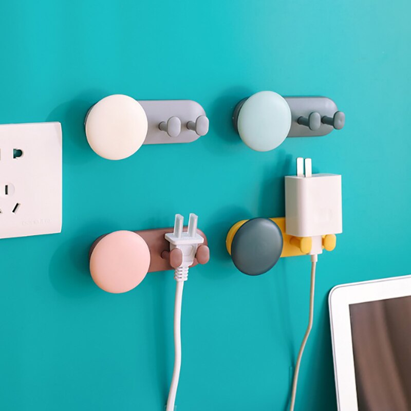 Opslag Houders Rekken Muur Opknoping Haak Saving Rekken Zelfklevende Vouwen Socket Keuken Apparaat Draad Plug Netsnoer Spoelen