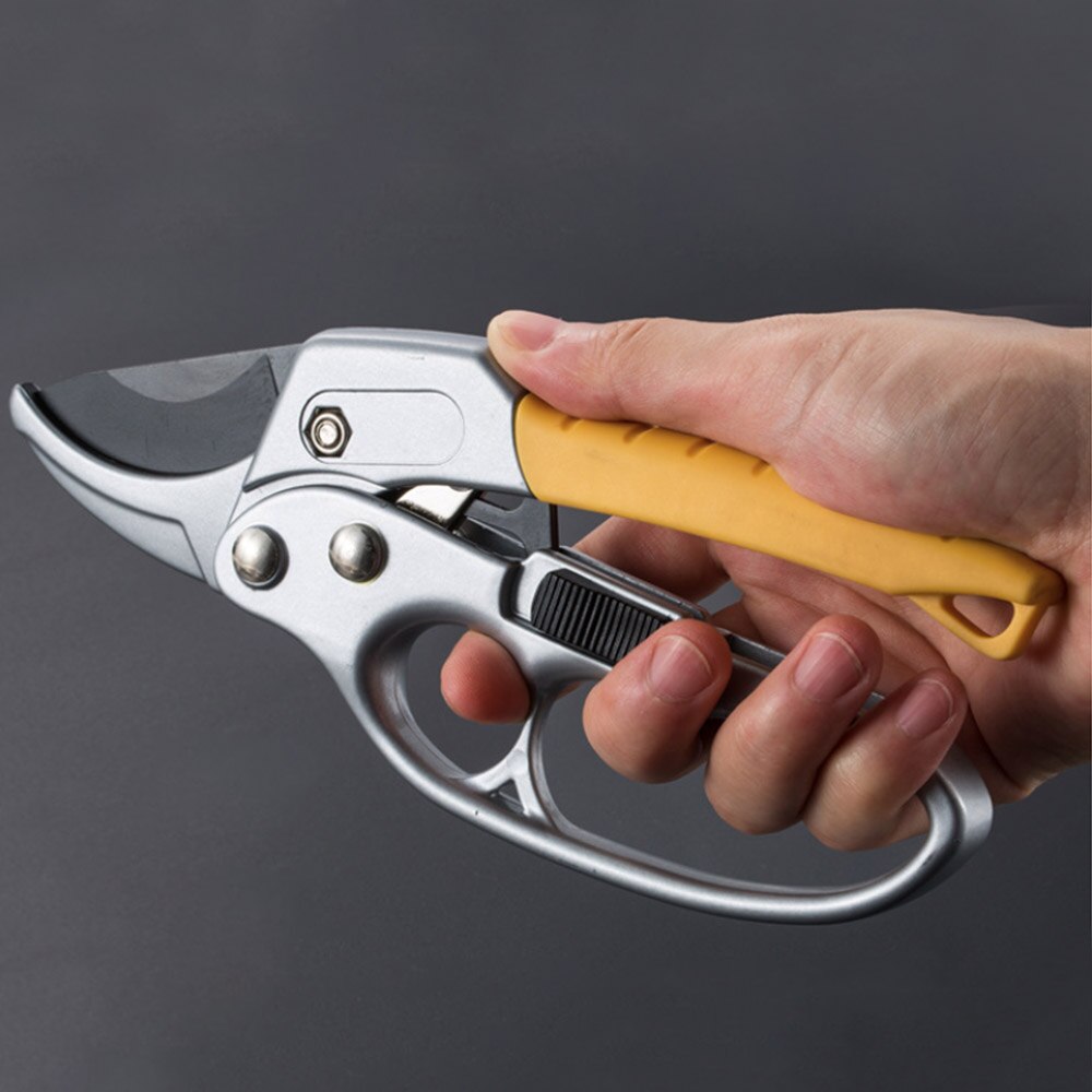 Garden High Carbon Pruning Shear Steel Scissors Gardening Plant Scissor Branch Pruner Trimmer Tools 1pc