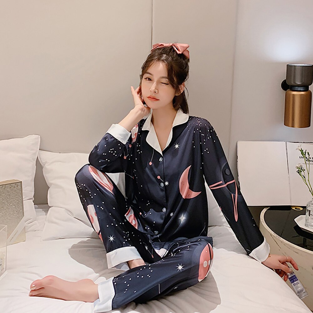 ChunShang Pajamas Women Summer Thin Ice And Snow Silk Long-Sleeved Two-Piece Letter Home Service Suit: Black / XL