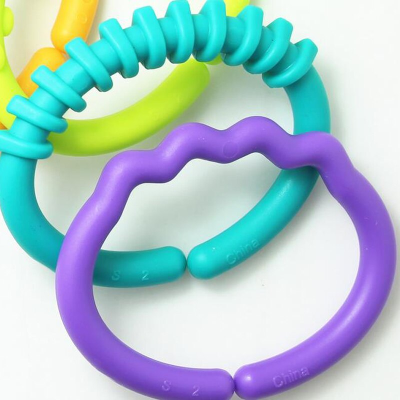 Regenbogen Ring verbunden mit der Hand Ring Ring Baby Auto hängende bett karte BeißRing spielzeug (24 teile/beutel) WJ249