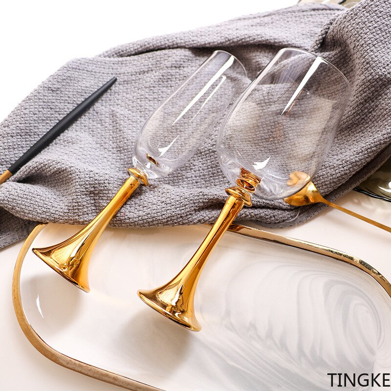 Diamond-studded wine glass, metal base, glass, crystal stem wine glass, champagne glass, family party, restaurant, bar, wine set