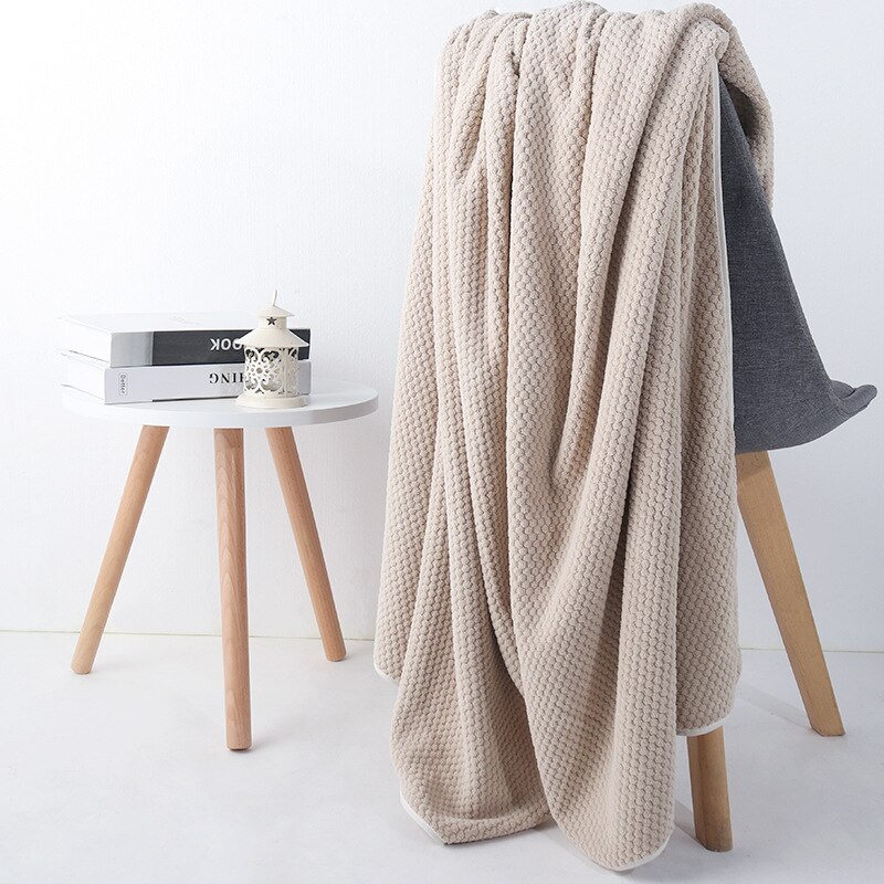 Ananas Plaid Badhanddoek Dikke Zacht Water Absorberen En Geen Haar Dropping Warp Gebreide Coral Fleece Mannen En Vrouwen 'S Bad: deep coffee