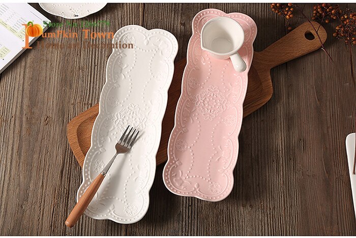 simple Japanese-style embossed butterfly rectangular plate, embossed ceramic white sushi plate, tray, bread plate