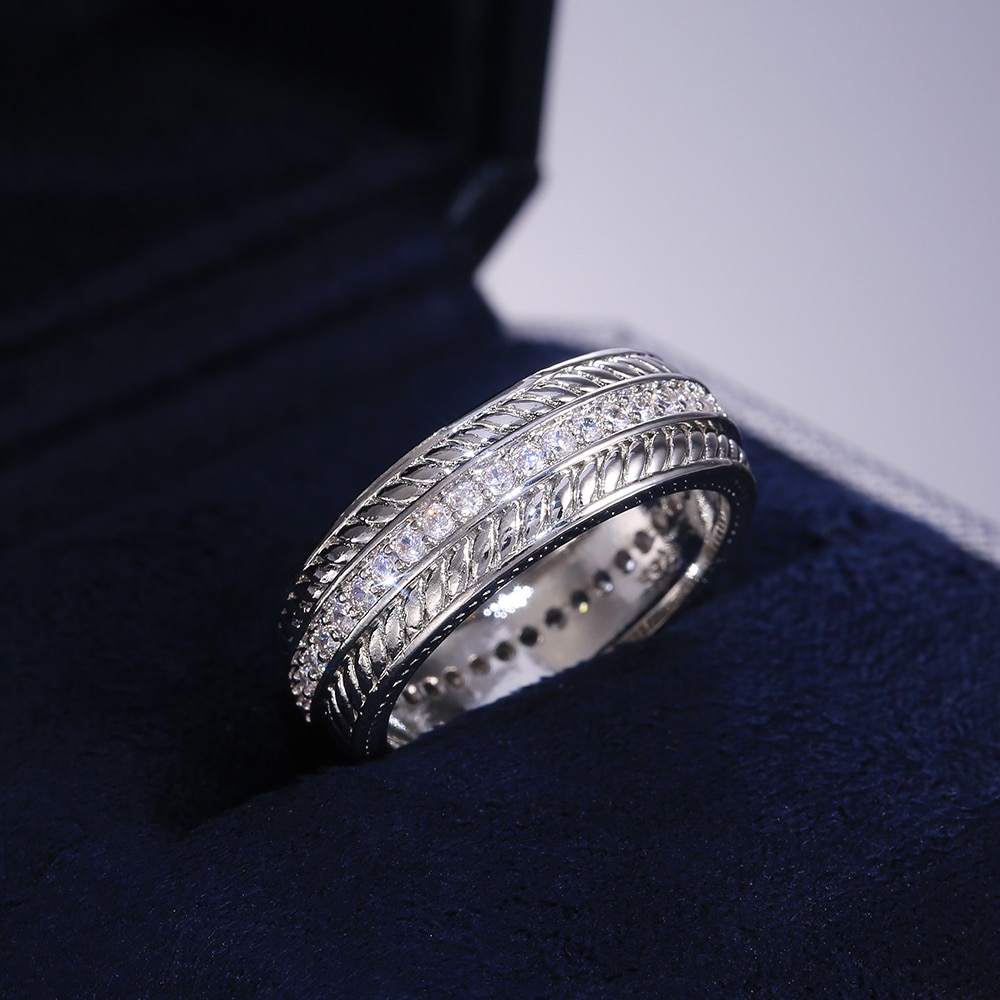 Huitan Classic Round Women Ring Unique Herringbone Pattern Wedding Engagement Party Gorgeous Bridal Ring Versatile Ring