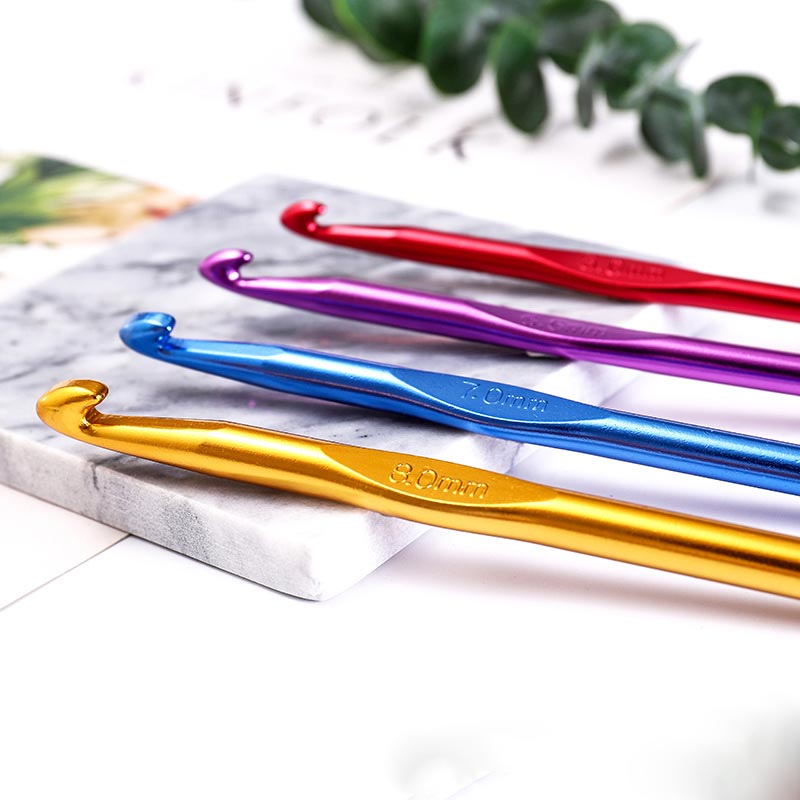 1PC Popular Sewing Needles Weave Crochet 2.0-10.0mm Crochet Hook Aluminum Oxide Knitting Needles