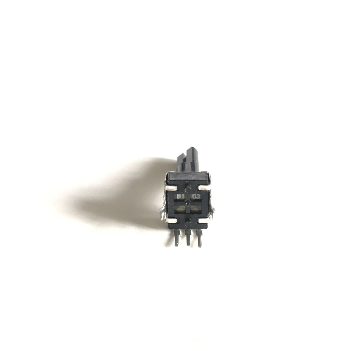 100pcs/lot 09 type mixer sound potentiometer RK0936N B5K B1K B2K B10K B20K B50K B100K L=30MM D shatf 23MMF: 10K Ohm