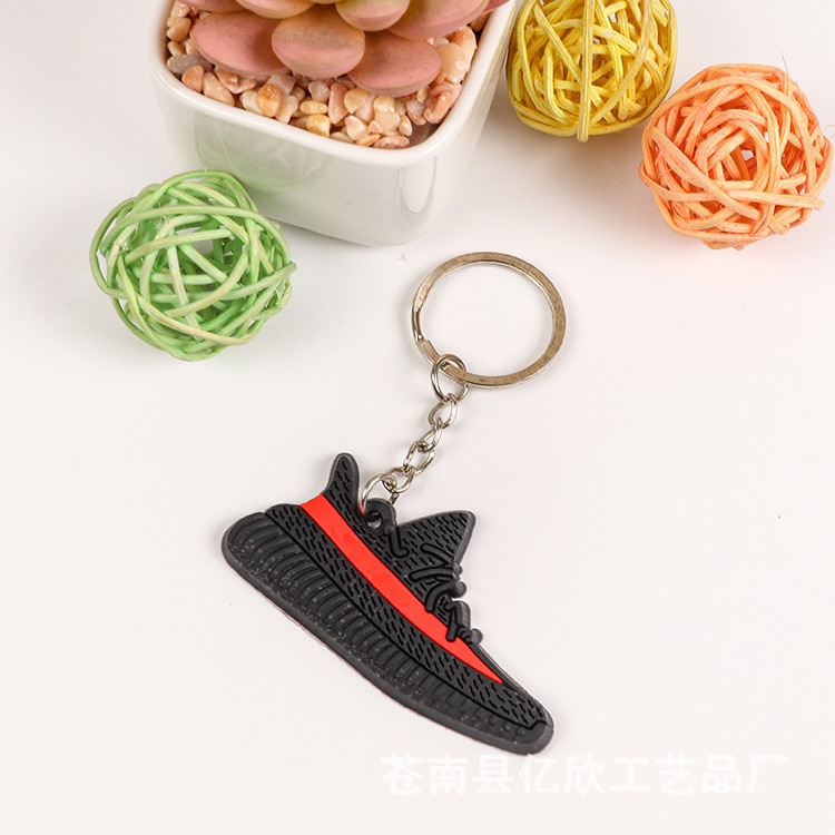 Mini Shoes Key chain Charm Woman Key Ring Sneaker Key Holder Pendant Accessories Key Chain