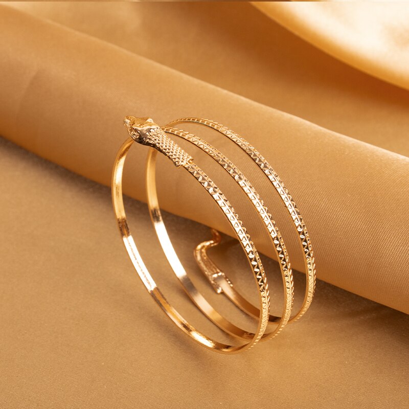 Muzhi punk oprullede slangearmbånd vintage armbånd armbånd til kvinder spiral overarm manchet armbind armbånd armbånd: Guld