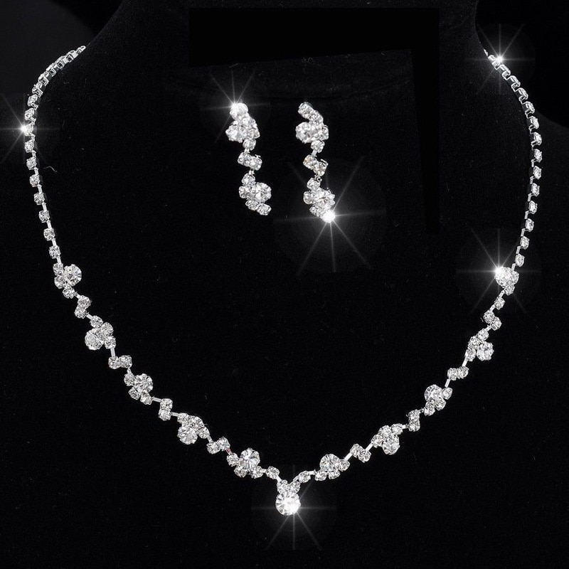 Mode Vrouwen Ketting Oorbellen Set Lichtmetalen Strass Bruiloft Bridal Lady Dangle Earring Kettingen Sieraden Accessoires: 01