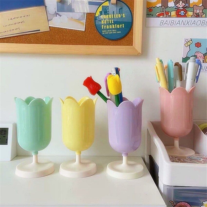 Koreanische eins Frauen machen-hoch Pinsel Lagerung Kosmetische Lagerung fallen 4 Farbe Tulpe Bleistift Vase Kamm Schreibtisch Container Schlafzimmer Organizer