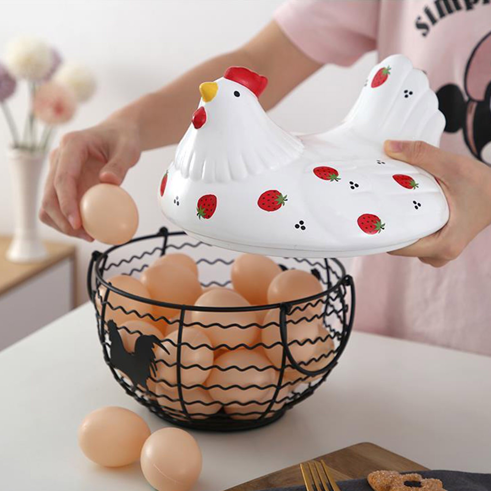 Egg Storage Basket Egg Holder Chicken Wire Egg Basket Fruit Basket Collection Ceramic Hen Oraments Decoration Kitchen Storage