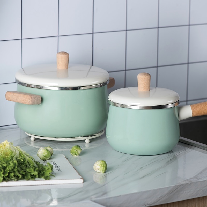 Nördlichen Europ emaille holz griff milch topf suppe topf verdickt nudel allgemeine hause induktion Japanischen Herde eintopf manuelle Pfanne