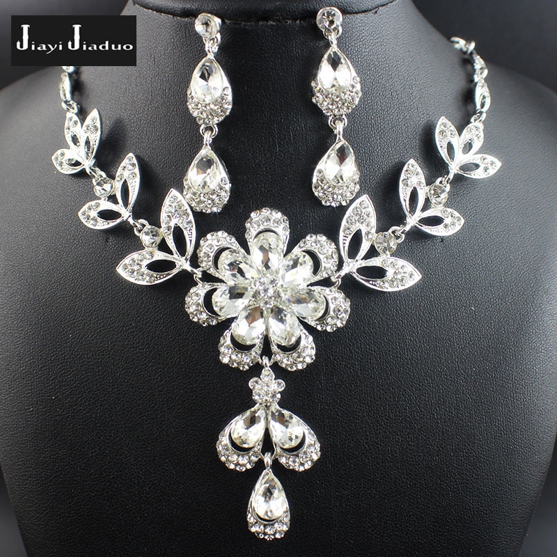 jiayijiaduo Simple Bridal jewelry sets Crystal Flowers Silver color necklace/earring set for women clothing wedding accessories