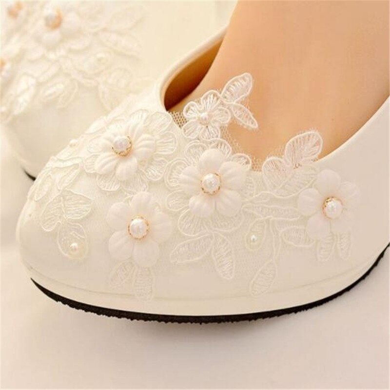 Classic white lace flower wedding shoes woman high heels women low heels bridal shoes female shoes plus size 41 42