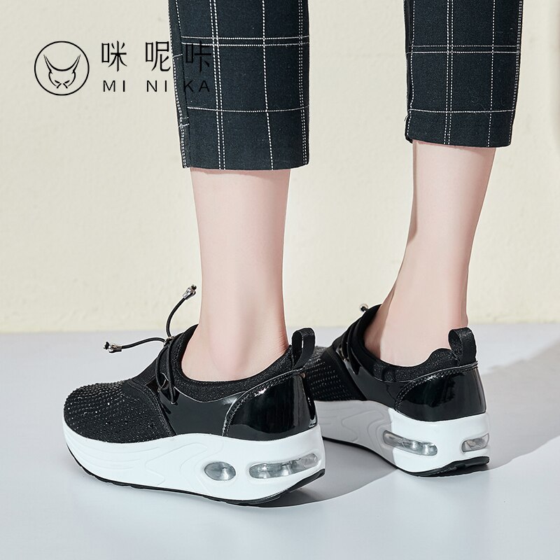 Spring Women Fitness Shoes Platform Shake Sneakers Women Breathable Women Casual Shoes Slip On Thick Bottom Heels Toning