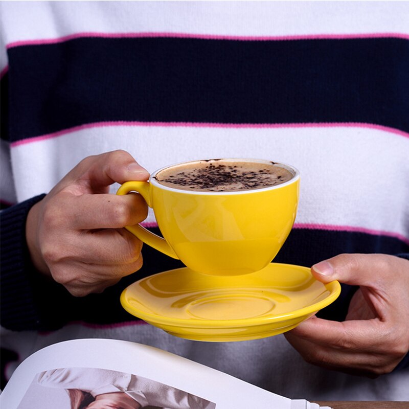 220ml High-grade Ceramic Coffee Cups Coffee Cup Set Simple European Style Cappuccino Flower Cups Latte Mug