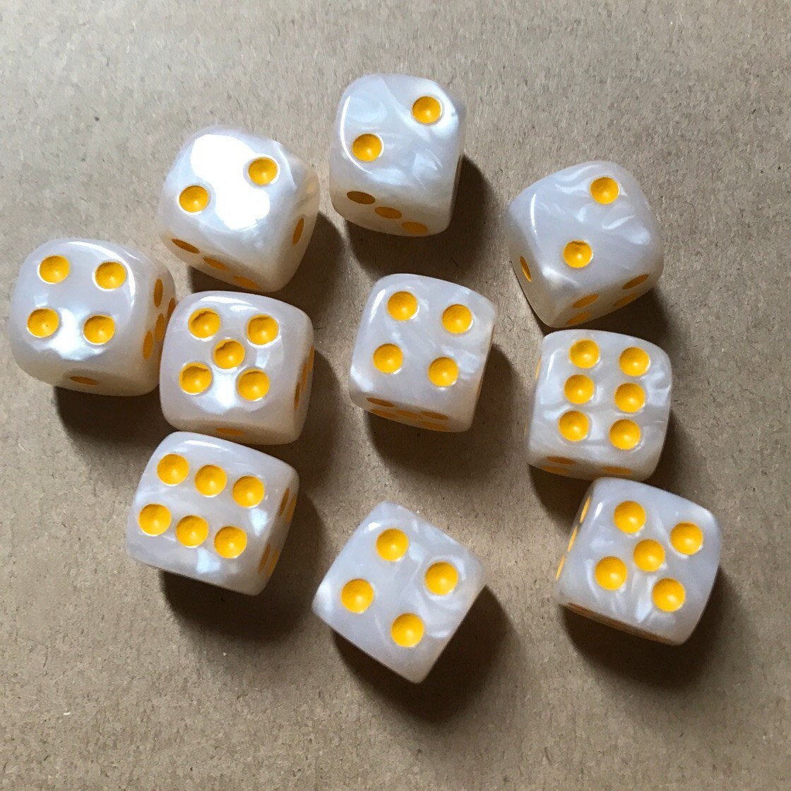 10pcs/set Round Corner Pearl Gem Dice 6 Sided 16mm Dice Playing Table Board Bar Games Party Funny Tools Entertainment Supplies: white