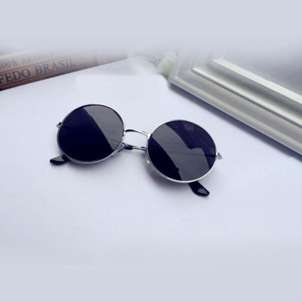 Gafas de sol redondas Retro para hombre y mujer, lentes de sol para conducir coloridas, antiniebla, gafas para conducir, accesorios de coche, marco de Metal, , 1 ud.: Gris