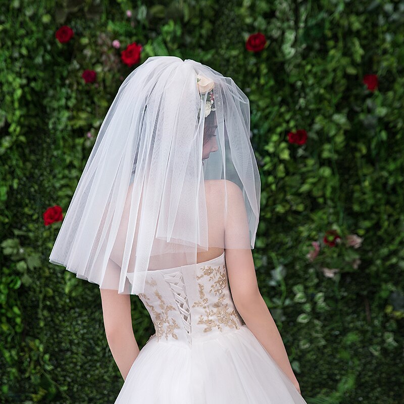 Simple Two Layers Short Tulle White Wedding Veils Cheap Ivory Bridal Veil for Bride for Mariage Wedding Accessories Comb