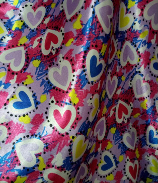Dekoration blankt stof dejligt hjerte trykt charmeuse stof polyester tilda håndværk tørklæde bånd materiale satin stoffer: 2
