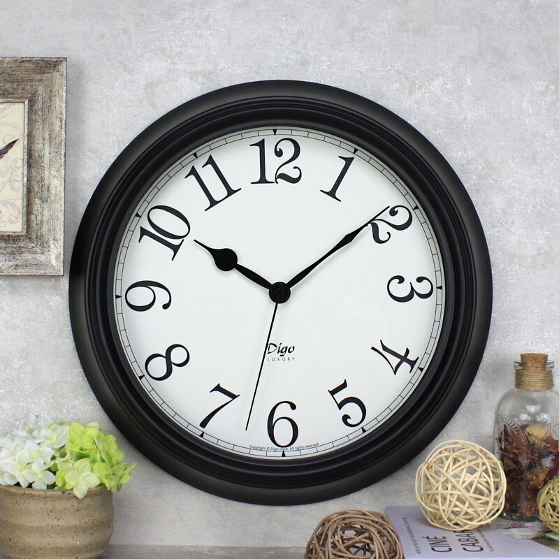 Digo Retro Metal Quiet Wall Clock Non-Ticking 14 Inch Battery Quartz Rome Digital Clock Decor Table Dial for Indoor Home