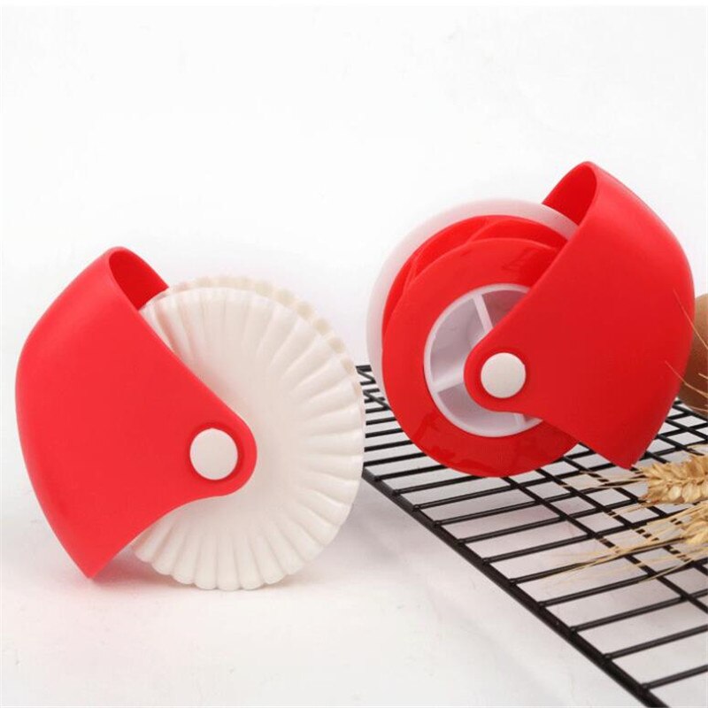 Rvs Deeg Rooster Cutter Met Houten Handvat, Cookie Pie Dessert Pizza Brood Gebak Korst Roller Cutter Huishoudelijke Bakken Tool Rvs Deeg Rooster Cutter Met Houten Handvat, Cookie Pie Dessert Pizza Brood Gebak Korst Roller Cutter Huishoudelijke Bakken Tool