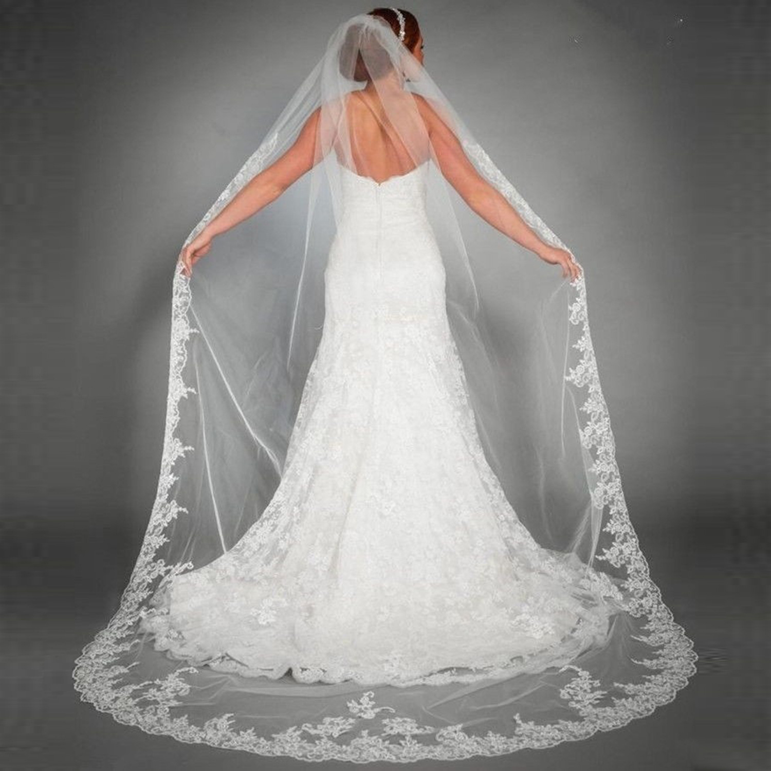 Eleganter 3M-Brautschleier mit Spitzenapplikation bin Rand, einlagig, weicher Tüll, Hochzeitsaccessoires für Frauen, Party: WEISS