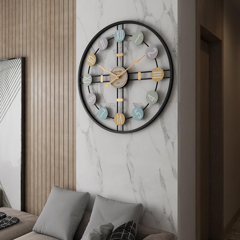 European Roman Numeral Wall Clock Large Luxury Wall Clocks Modern 3D Retro Nordic Wall Watch Bar Cafe Living Room Decor: Black
