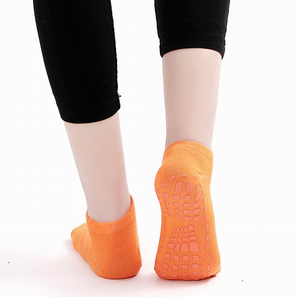 Sports Soccer Socks Solid Color Ankle Grip Socks for Men and Women Cotton Non-Slip Gripper Socks Good Cotton Socks: 04