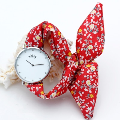 Shsby märke dam blomma tyg armbandsur strass silver kvinnor klänning klocka tyg klocka söt flicka armband klocka: Röd