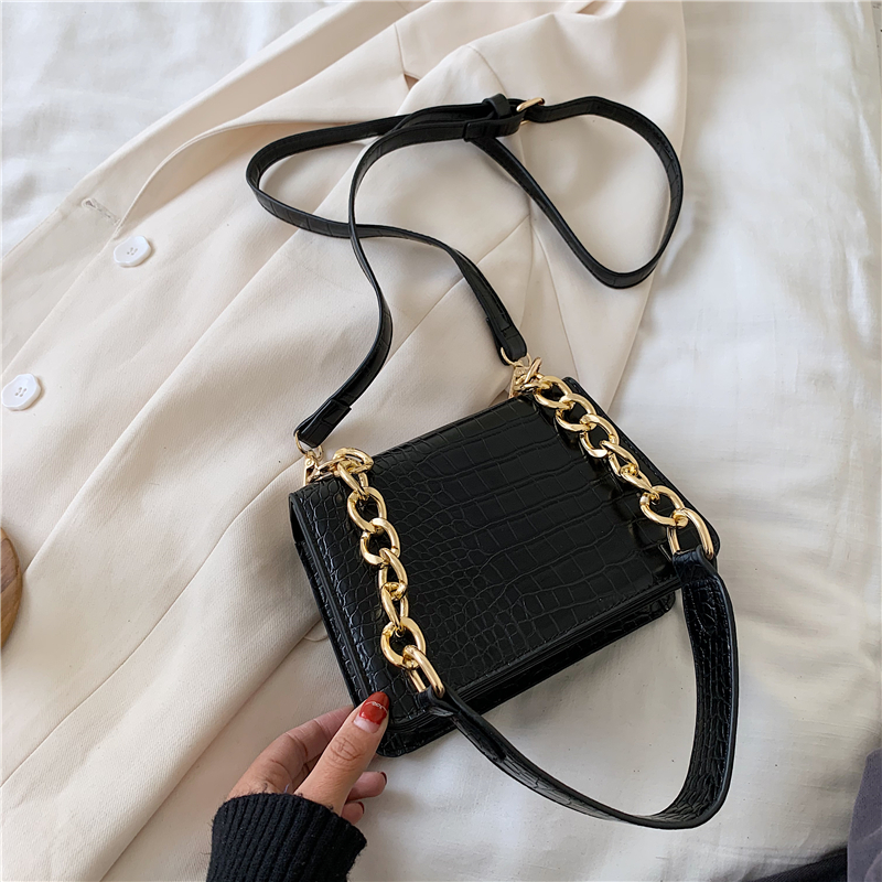 Crocodile Pattern PU Leather Crossbody Bags For Women Chain Female Shoulder Handbags Mini Purses Travel Cross Body Bag: Black