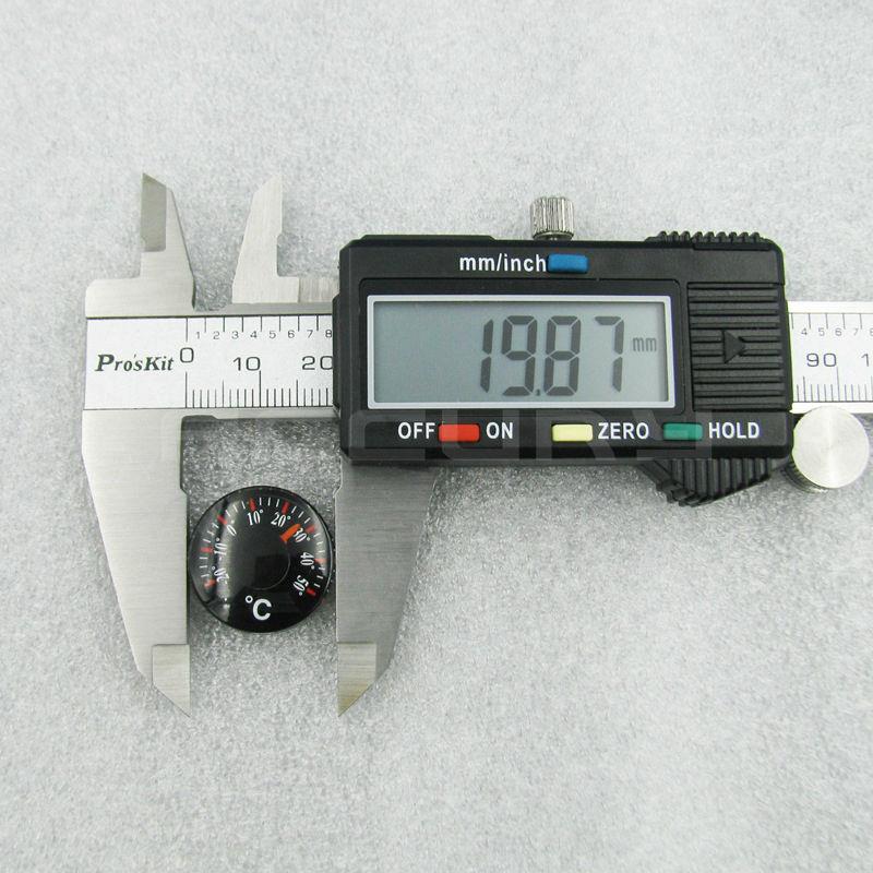 Mini Thermometer Plastic Pointer Round Degrees Indoor and Outdoor Household