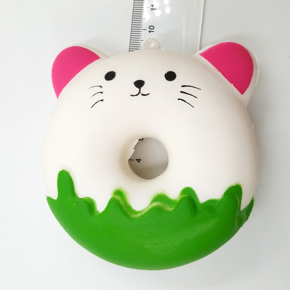 Bola antiestrés de Anime para niños, juguete de Abreact, pastel, ciervo, Panda, alivio del estrés de elevación lenta, relajante, juguetes de presión: 5 inch green