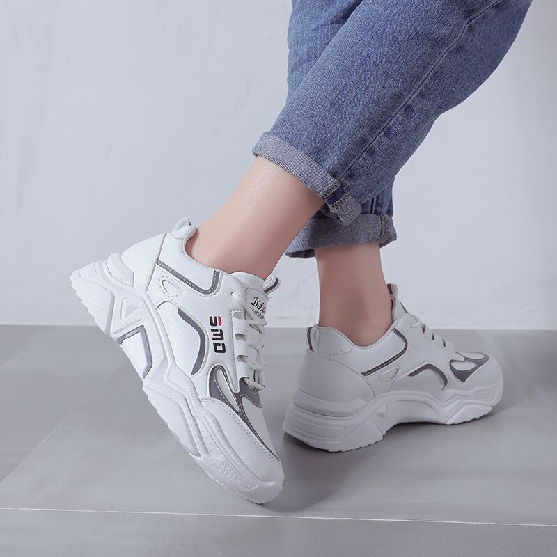 nouvelle chaussures compensées créateurs de blanc baskets femmes en cuir à semelles épaisses tennis chaussures de sport femme Zapatillas Mujer