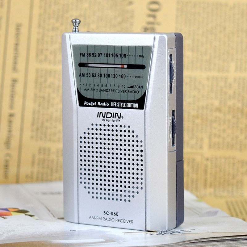 Najnowszy mini kieszeń radio antena teleskopowa mini rano/FM 2-zespół radiowej świata odbiornik z głośnik 3.5mm gniazdo słuchawkowe
