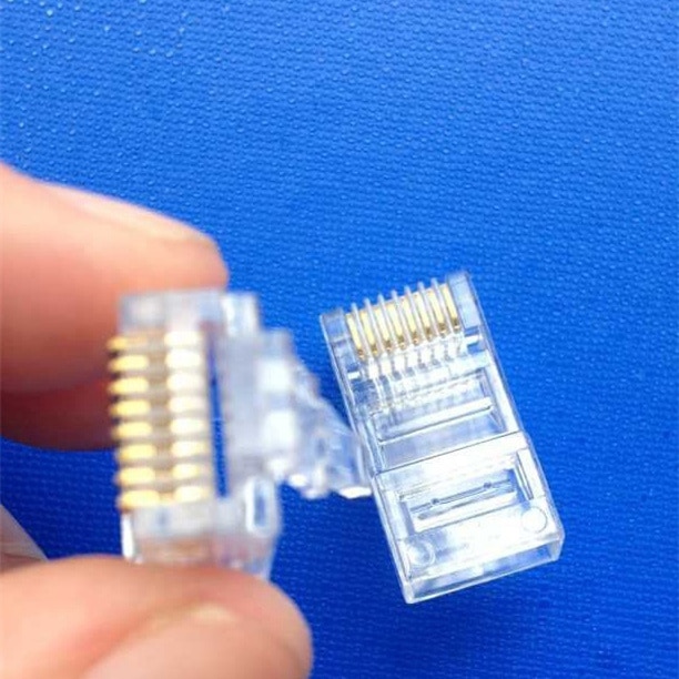 RJ45 Connector 8P8C CAT5 Door gat vergulde Crystal Terminal kristal hoofd midden converter 8 pins 50 stuks