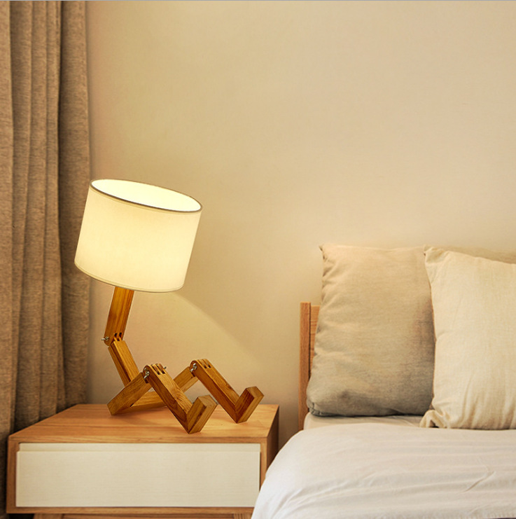 Lampe de Table créative en forme de Robot en bois, lampe de bureau de lecture à la pour étude intérieure, veilleuse décorative nordique moderne pour bureau
