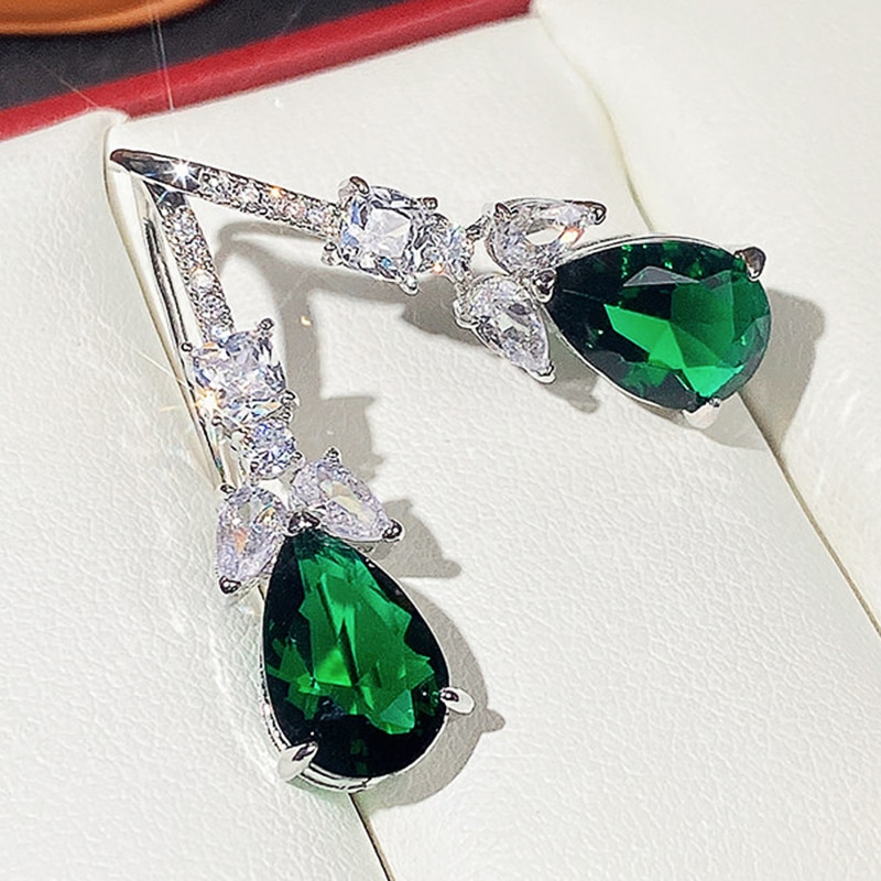 Huitan Nobele Peer Vormige Groen Zirconia Oorbellen Vrouwen Wedding Party Oor Accessoires Mooie Sieraden