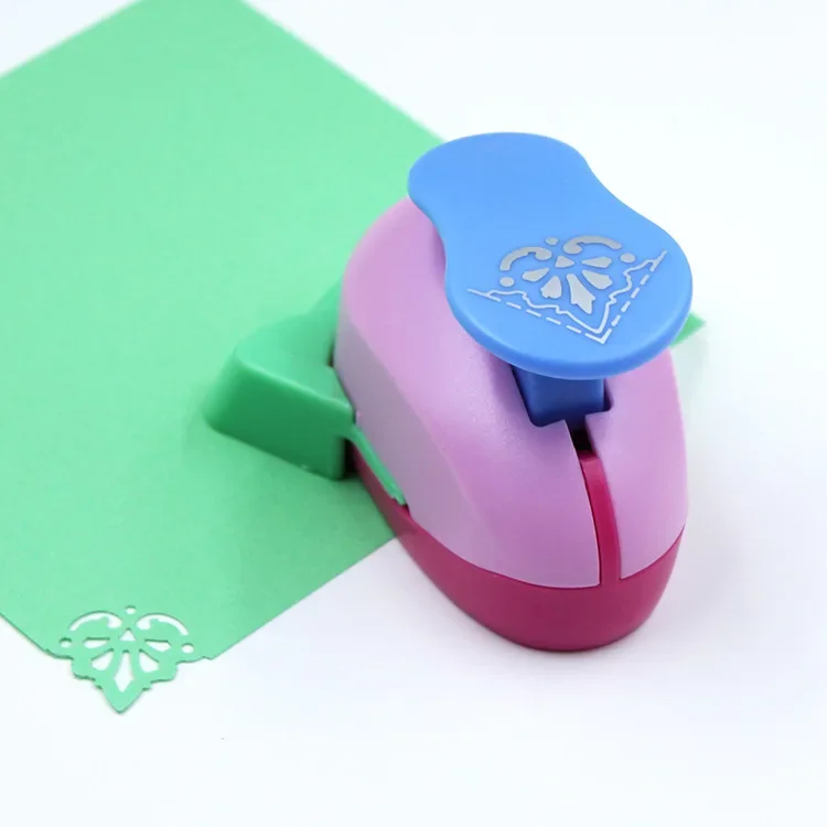 DIY Eckstanzer Prägung Papier Eckschneider Basteln Trimmer Stanzer für Sammelalbum Papier Handwerk Locher: Lavendel