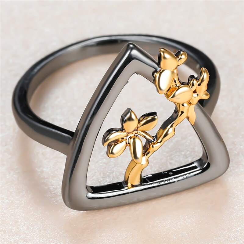 Jahrgang Weiblichen Dreieck Hohl Dünne Ring Charme Schwarz Gold Geometrische Hochzeit Ringe Für Frauen Kühlen Braut Blume Engagement Ring
