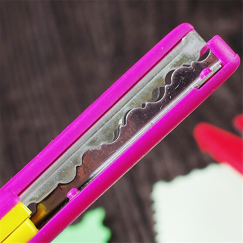 1pcs Scissors Metal and Plastic Diy Scrapbooking Photo Colors Scissors Paper Lace Diary 6 Patterns Stationery