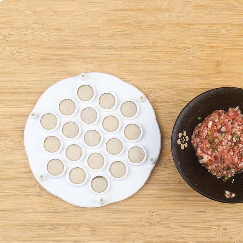 1 PCS Plastic Pelmeni Mold Dumpling Mould Kitchen Gadget Ravioli Maker Dumplings Maker Meat Dumplings Maker