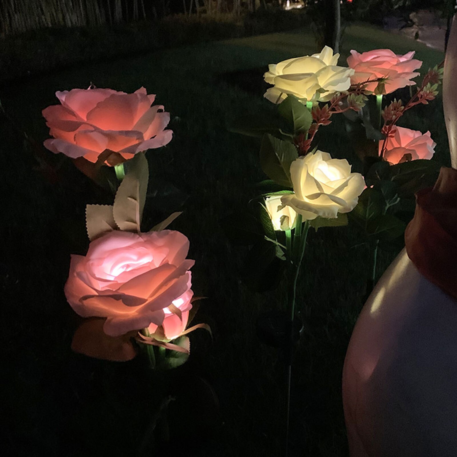 Zonne-energie Led Light Rose Bloem Lamp Simulatie Bloem Solar Lamp Voor Gazon Yard Garden Lichtgevende Bloem Tuin Decoratie