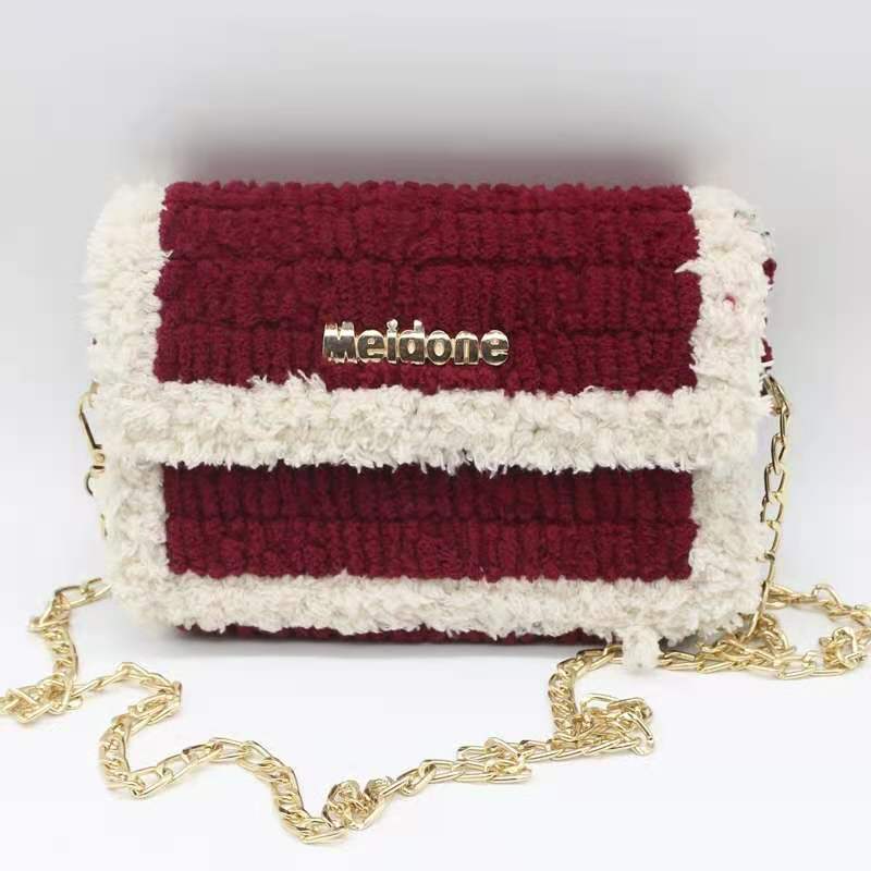 Handmade bag knitting material crochet homemade icicle wool velvet bag handmade ladies shoulder bag: Burgundy