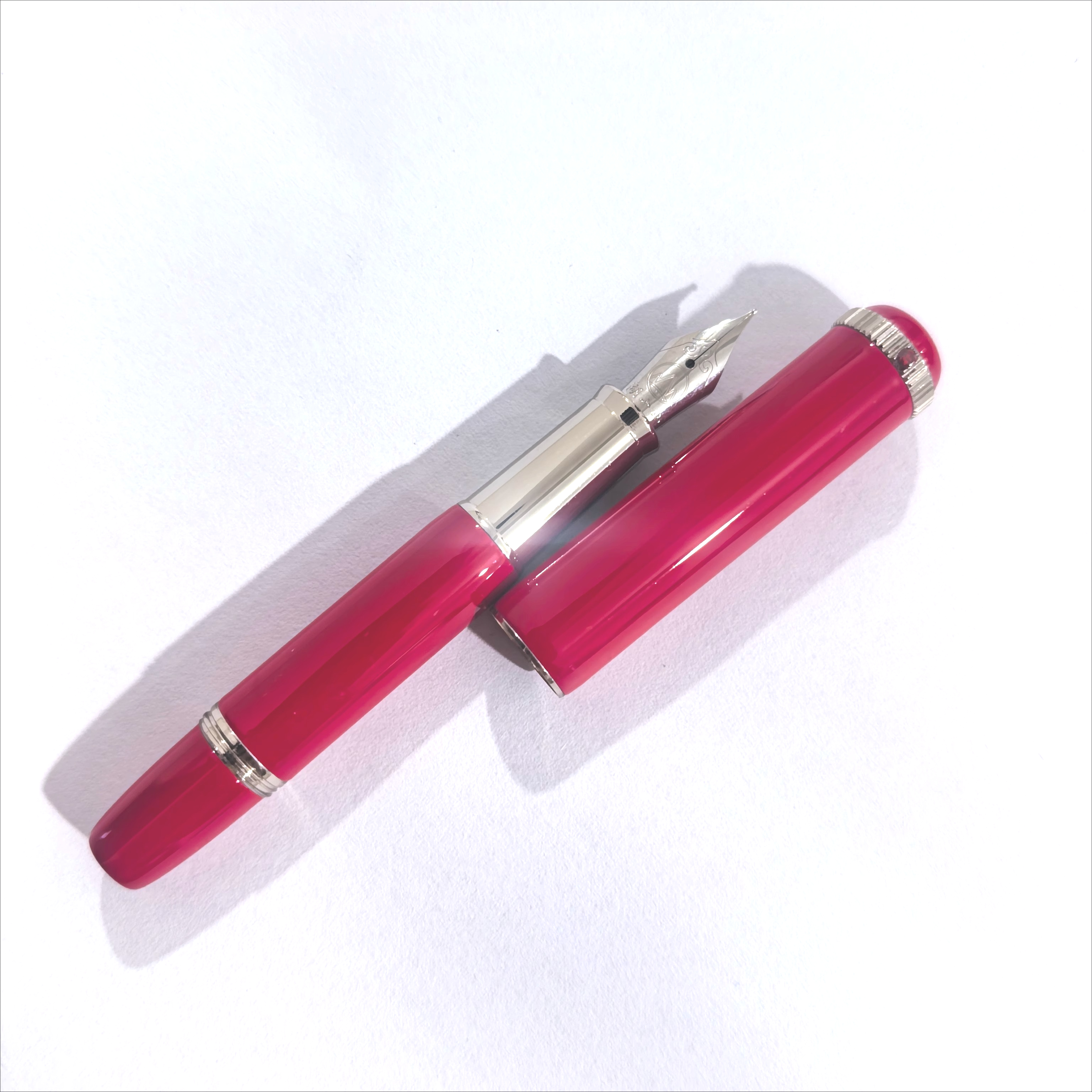 Hoohill Pico Limited Red Mini Pocket Series Short Metal Fountain Pen EF/F/M Nib Writing Business Stationery Student: black / EF