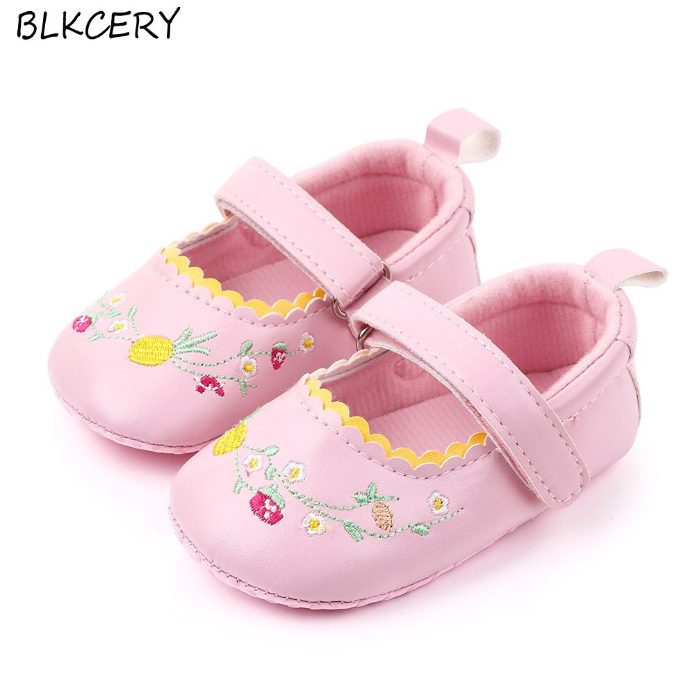 Newborn Baby Girl Crib Shoes Baby Shoes Embtoider Flowers Princess Baby Girl Shoes Toddler Infant Footwear 1 Year Old