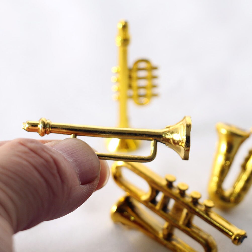 1 Set Decorative Mini Musical Instrument Mini Scene Layout Saxophone Trumpet