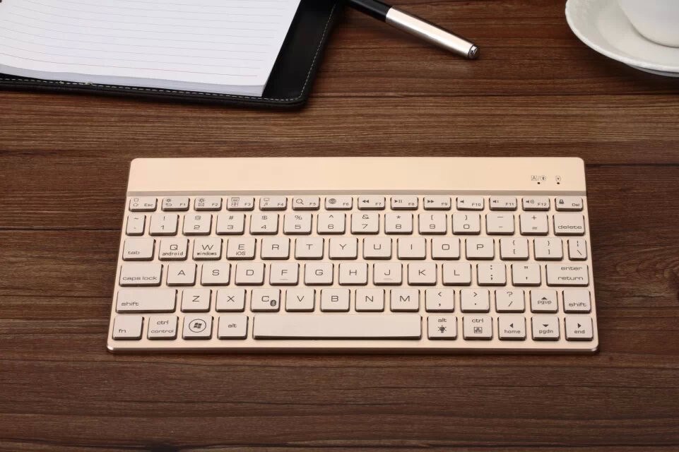 Blade X1 Voor Samsung Galaxy Tab S2 8.0 Aluminium Toetsenbord-Slim Fit Licht Gewicht met Aparte Toetsenbord voor Tab s2 8 T710 T715: no backlight