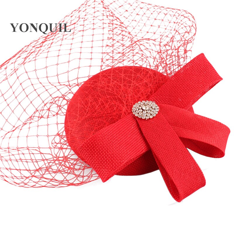 Vintage Mesh ślubne nakrycie głowy panna młoda elegancka moda Fascinator kapelusz kobiety formalne Party Chapeau z kapturem klip z welony nakrycia głowy